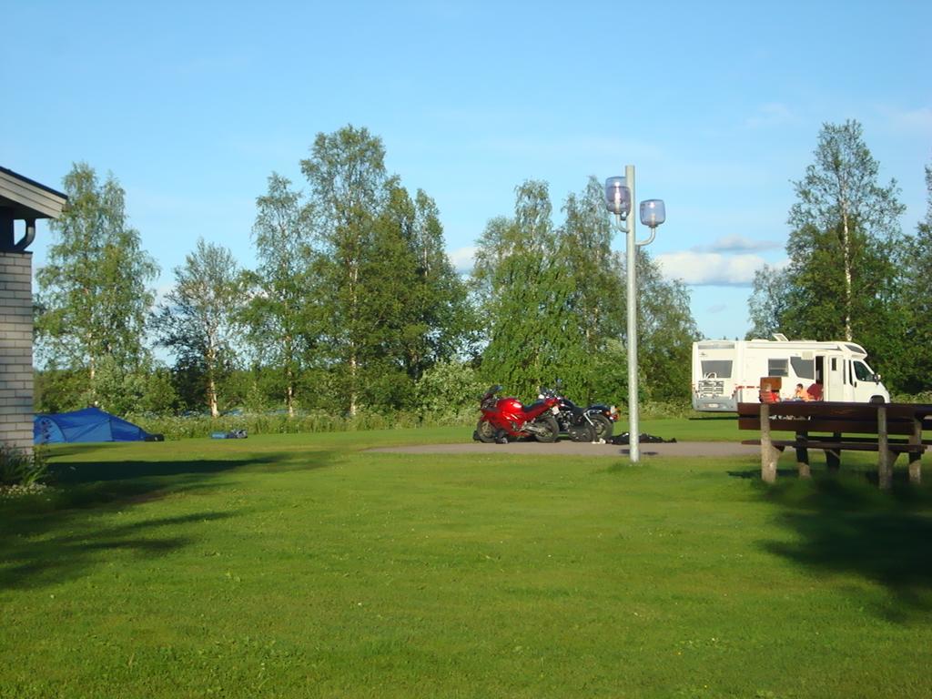 Pajala Cottages Route 99 Екстер'єр фото