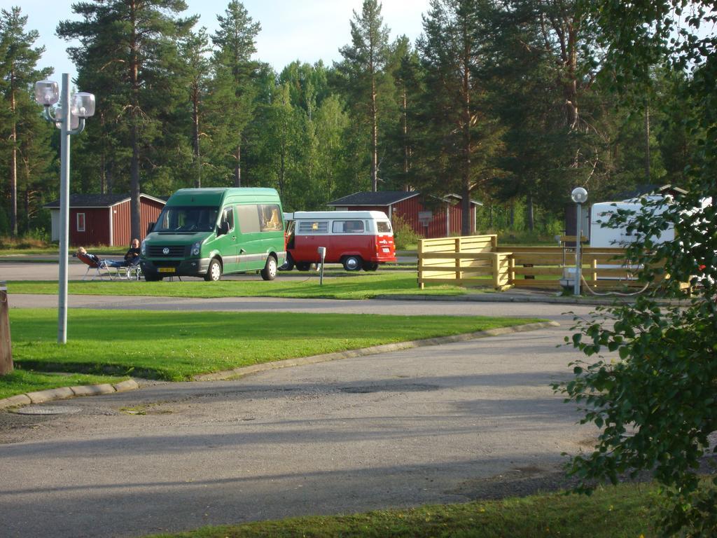 Pajala Cottages Route 99 Екстер'єр фото