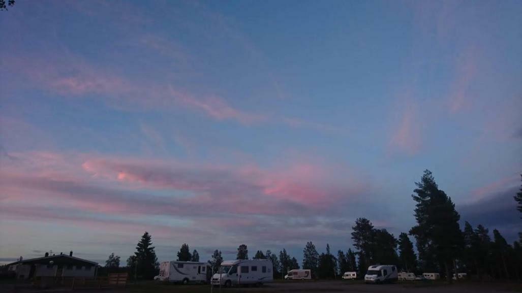 Pajala Cottages Route 99 Екстер'єр фото