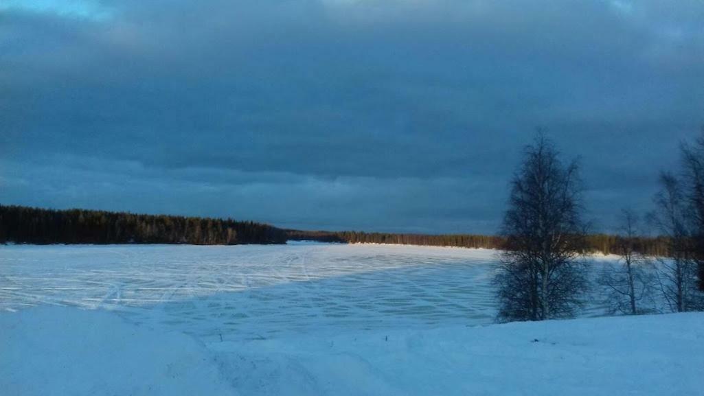 Pajala Cottages Route 99 Екстер'єр фото
