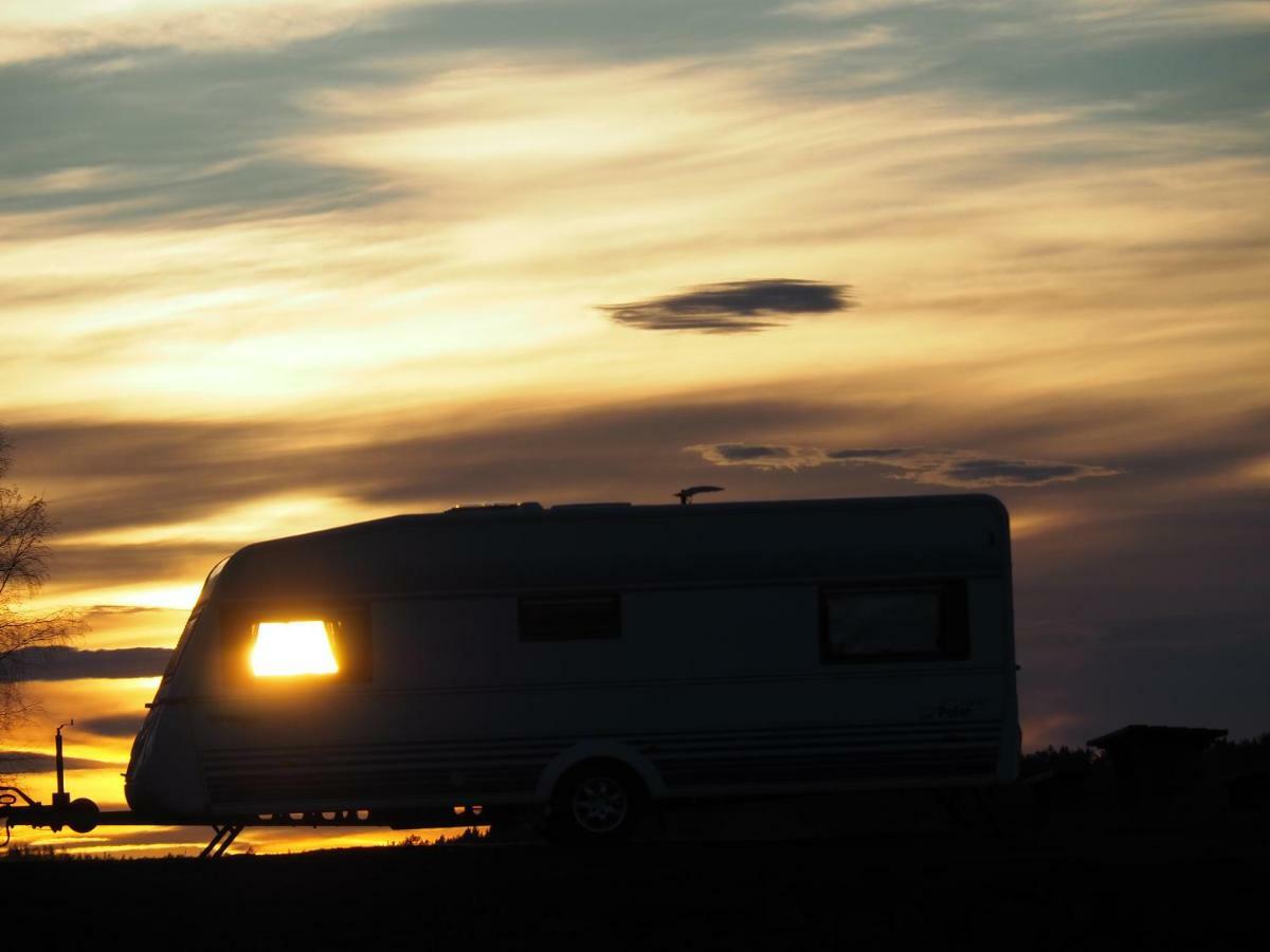 Pajala Cottages Route 99 Екстер'єр фото